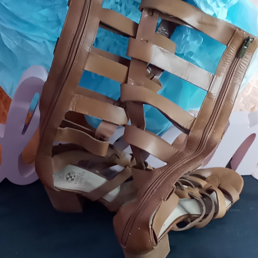Heeled sandals - Picture 3 of 4
